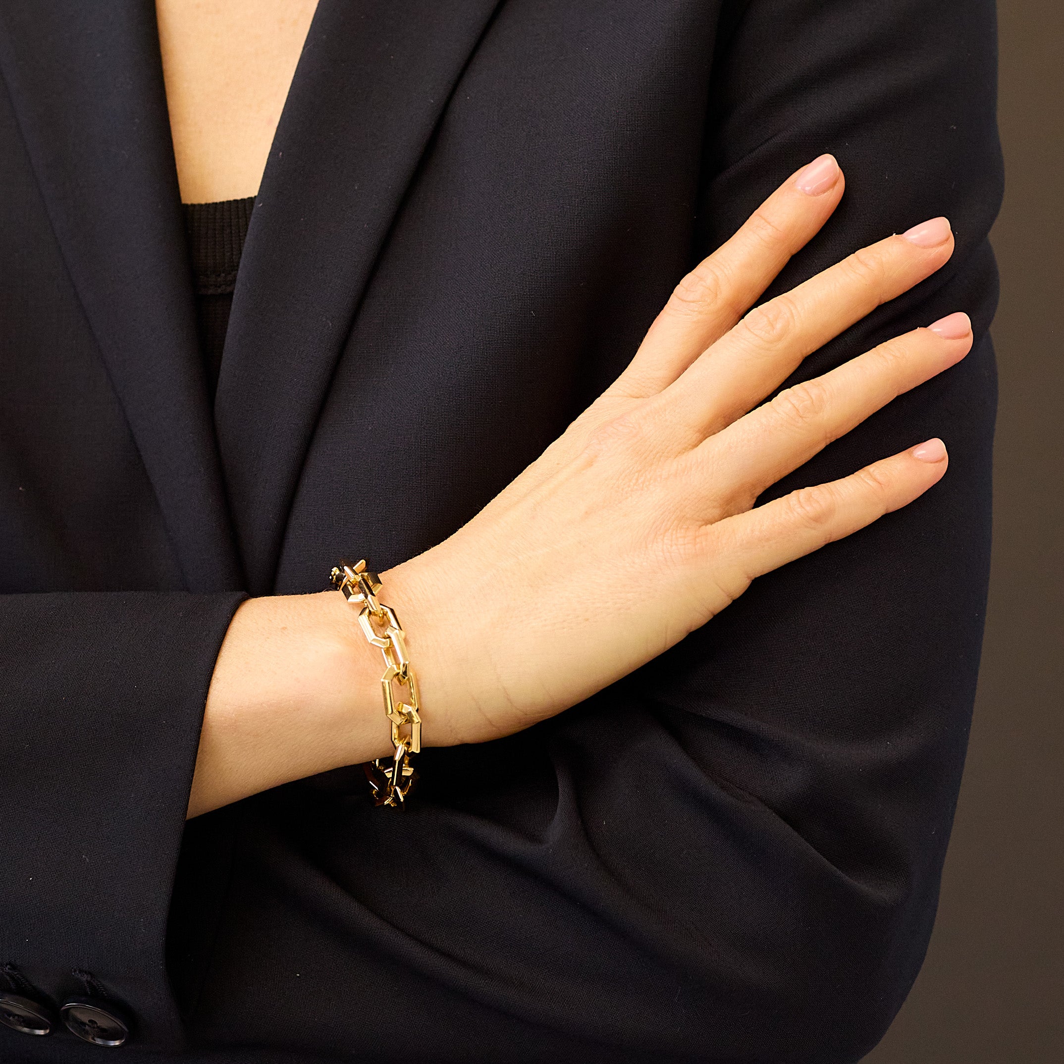 Anchor Chain Bracelet, 18k Yellow gold, Large Link, 8.25"