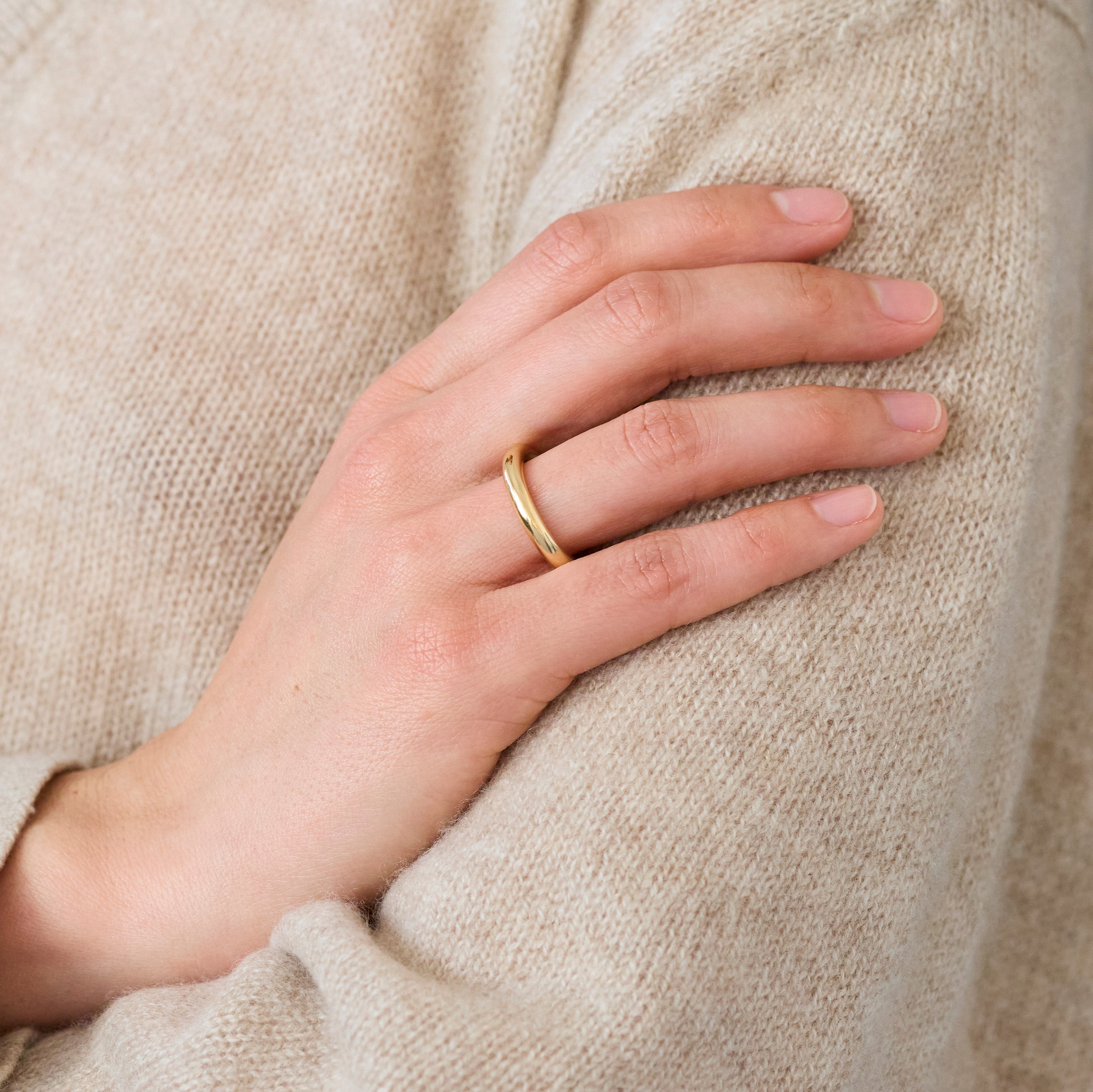 Single Band Ring, 18K Yellow Gold, Medium