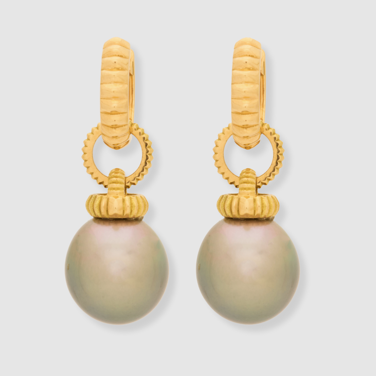 Tahitian Round Pearl with Barre Huggies, 18k Yellow Gold, Large (Pearl)