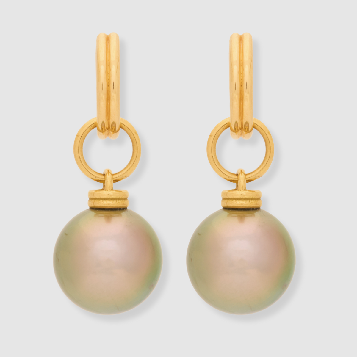 Tahitian Round Pearl with Double Huggies, 18k Yellow Gold, Large (Pearl)