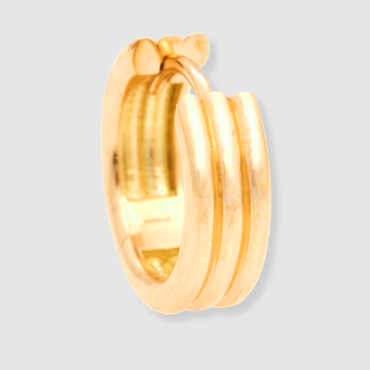 Triple Link Huggies, 18k Yellow Gold, Large