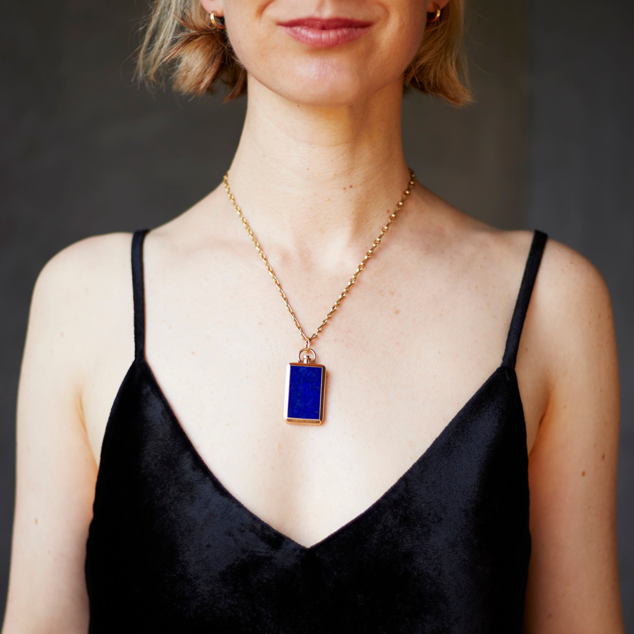 Reversible Rectangle Lapis Lazuli Barre Photo Locket 18k Yellow Gold (One Side Stone, One Side Barre)
