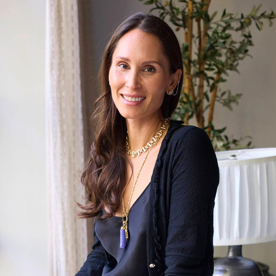 How She Wears It with Jennifer Kapahi