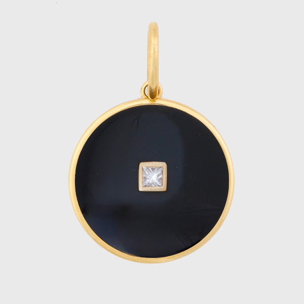 Onyx Round Diamond Pendant, 18K Yellow Gold, Medium