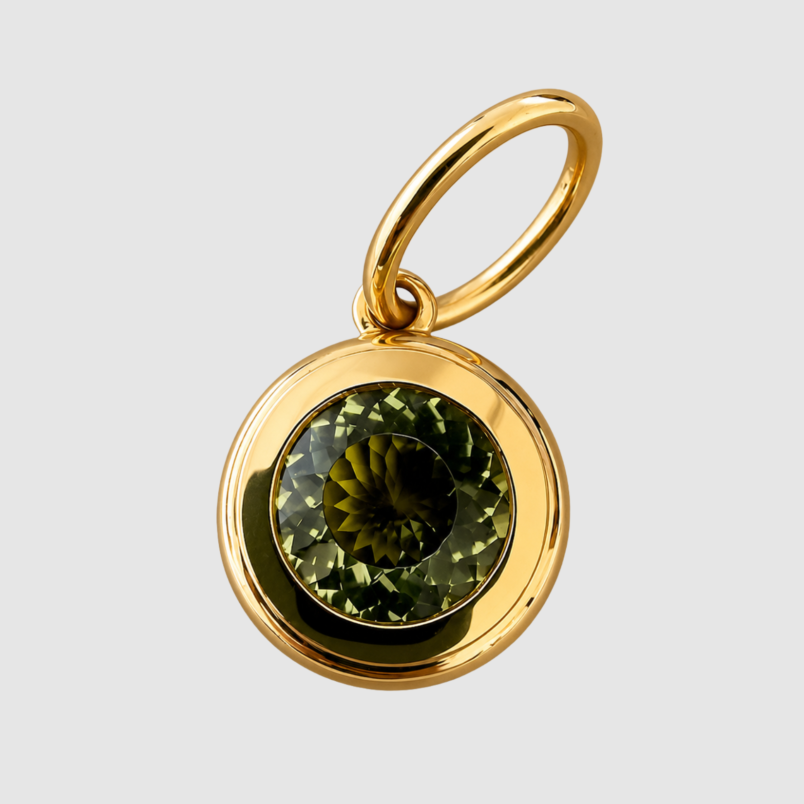 Green Tourmaline Round Bezel Set Pendant, 18K Yellow Gold, 2.70ct