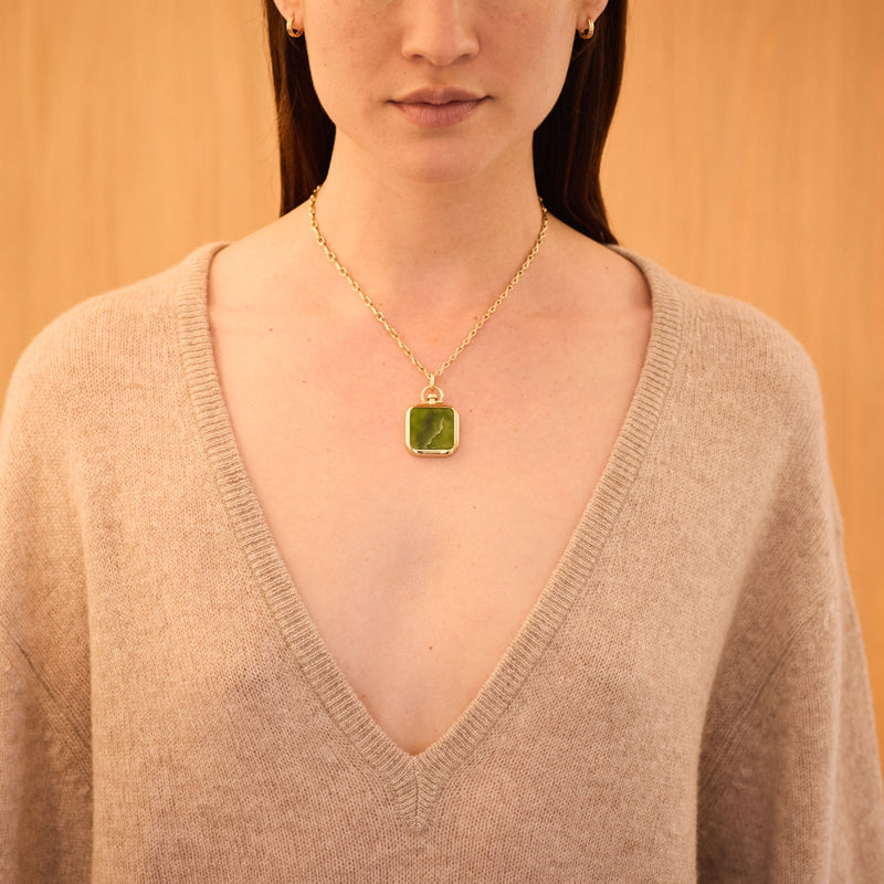 Reversible Square Nephrite Jade Barre Photo Locket 18k Yellow Gold (One Side Stone, One Side Barre)